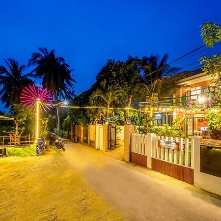 Riverside Dorm And Restaurant Hoi An Bagian luar foto