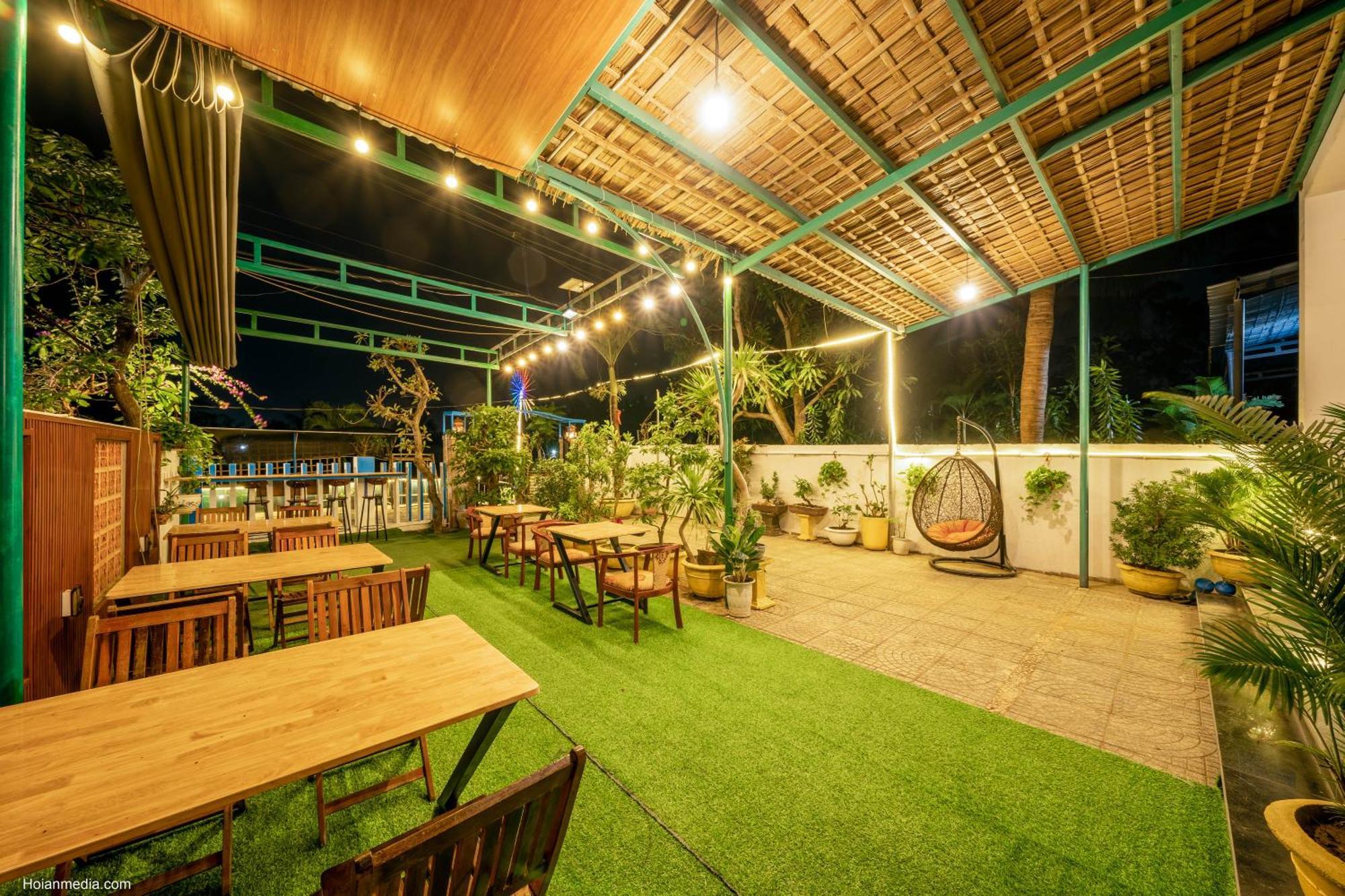 Riverside Dorm And Restaurant Hoi An Bagian luar foto