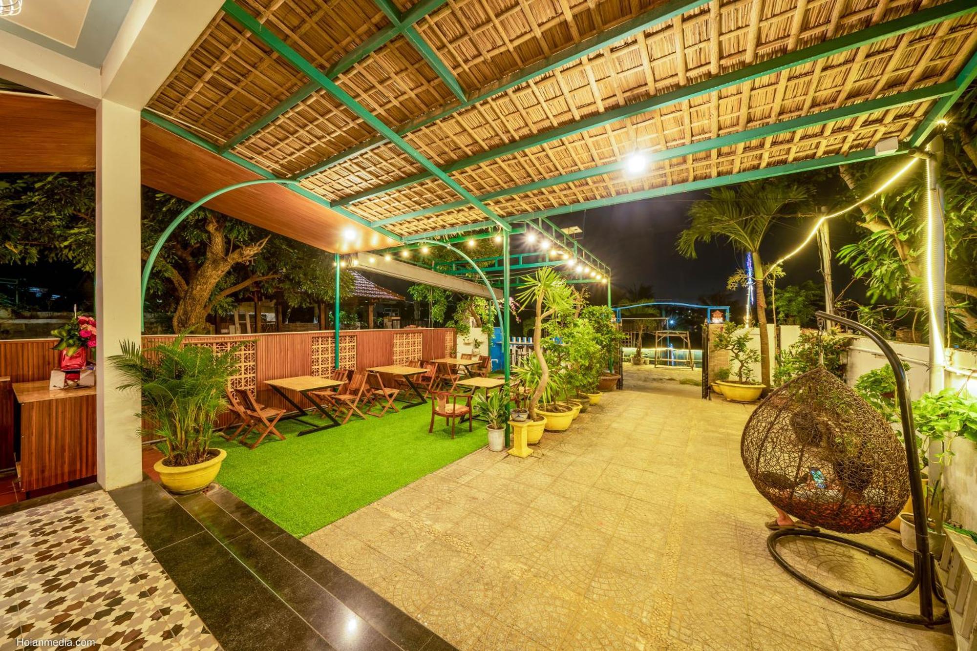 Riverside Dorm And Restaurant Hoi An Bagian luar foto